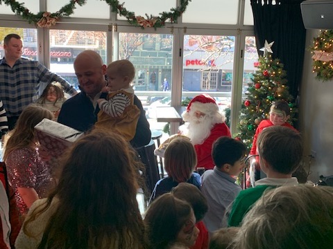 Children's Christmas Party photograph 4 from 2021.