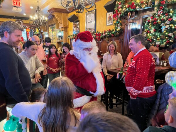 Children's Christmas Party photograph 4 from 2022.