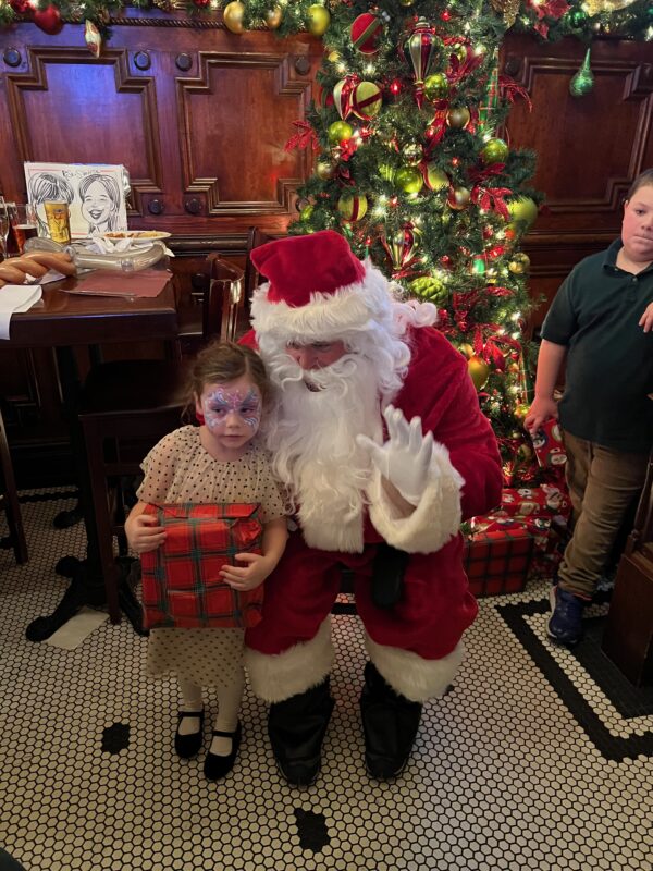 Children's Christmas Party photograph 10 from 2022.